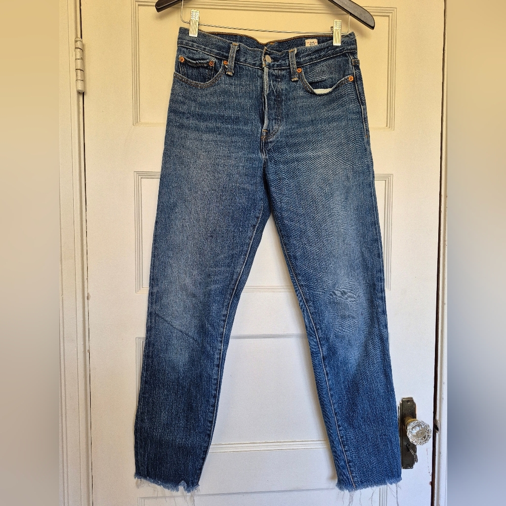 Levi's White Oak Cone Denim Size 28 99% Cotton